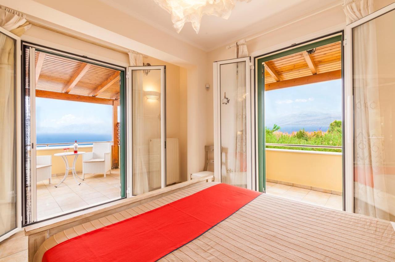 Beachfront Villa Victoras - With Private Beach 斯达林 外观 照片