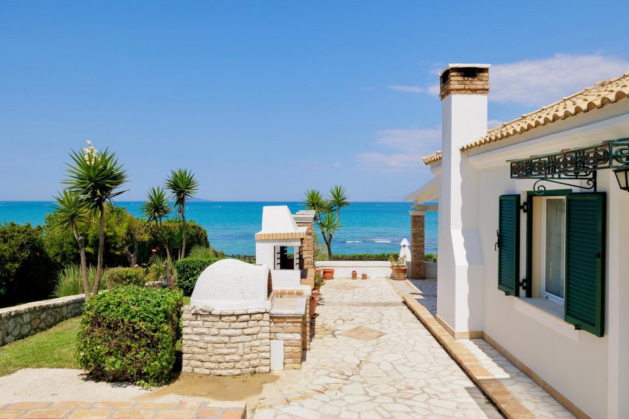 Beachfront Villa Victoras - With Private Beach 斯达林 外观 照片